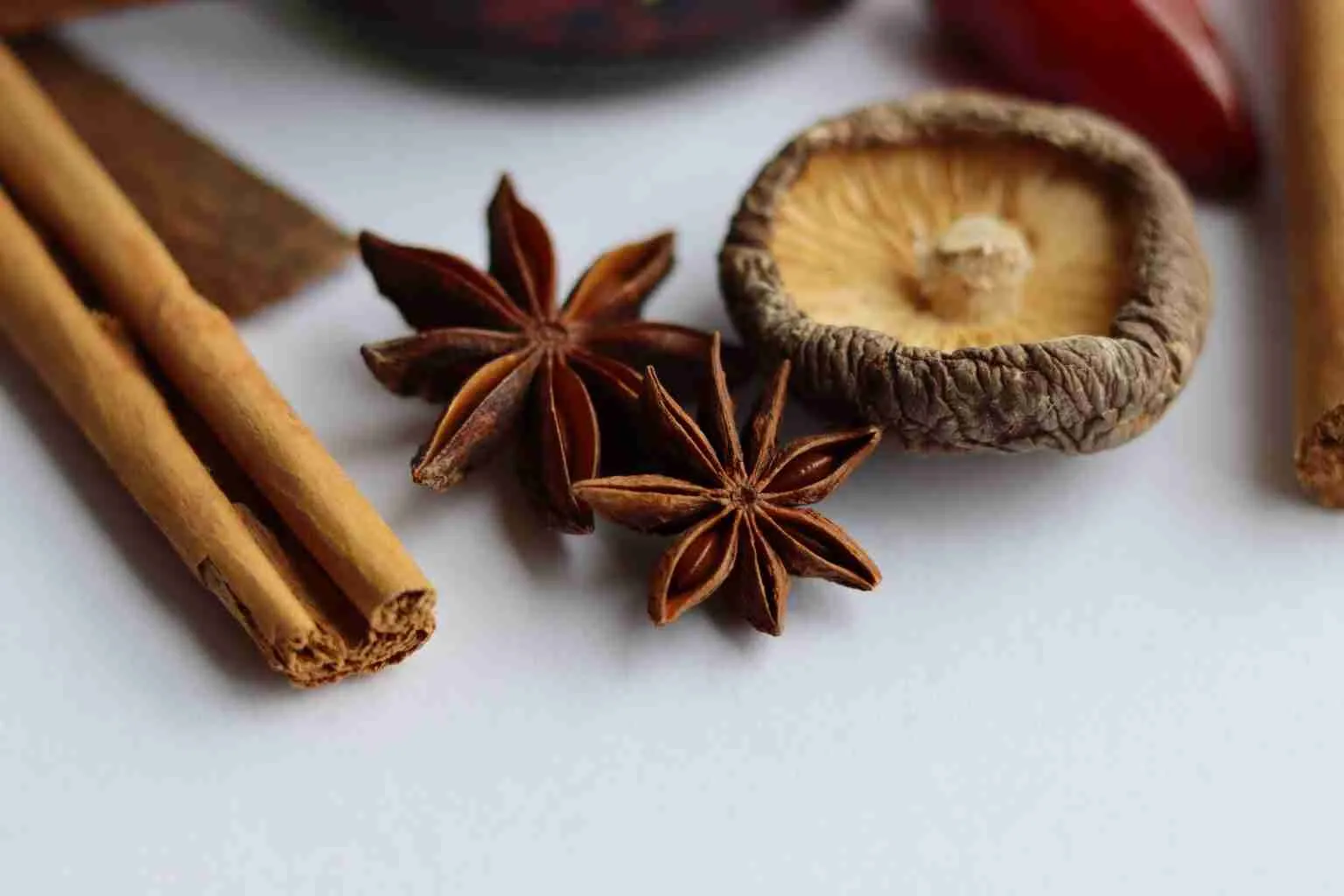13 Ceylon Cinnamon Benefits Backed By Science
